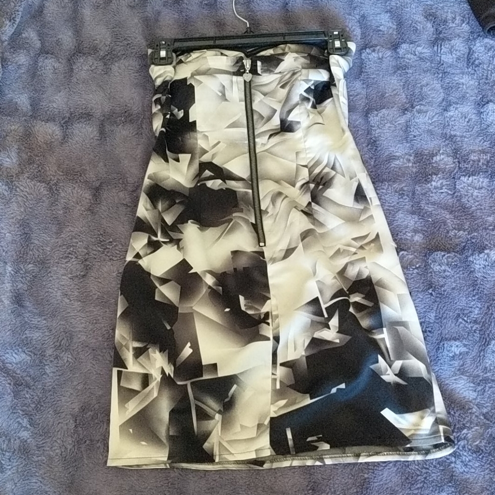 Mini Fitted Dress - Picture 2 of 4